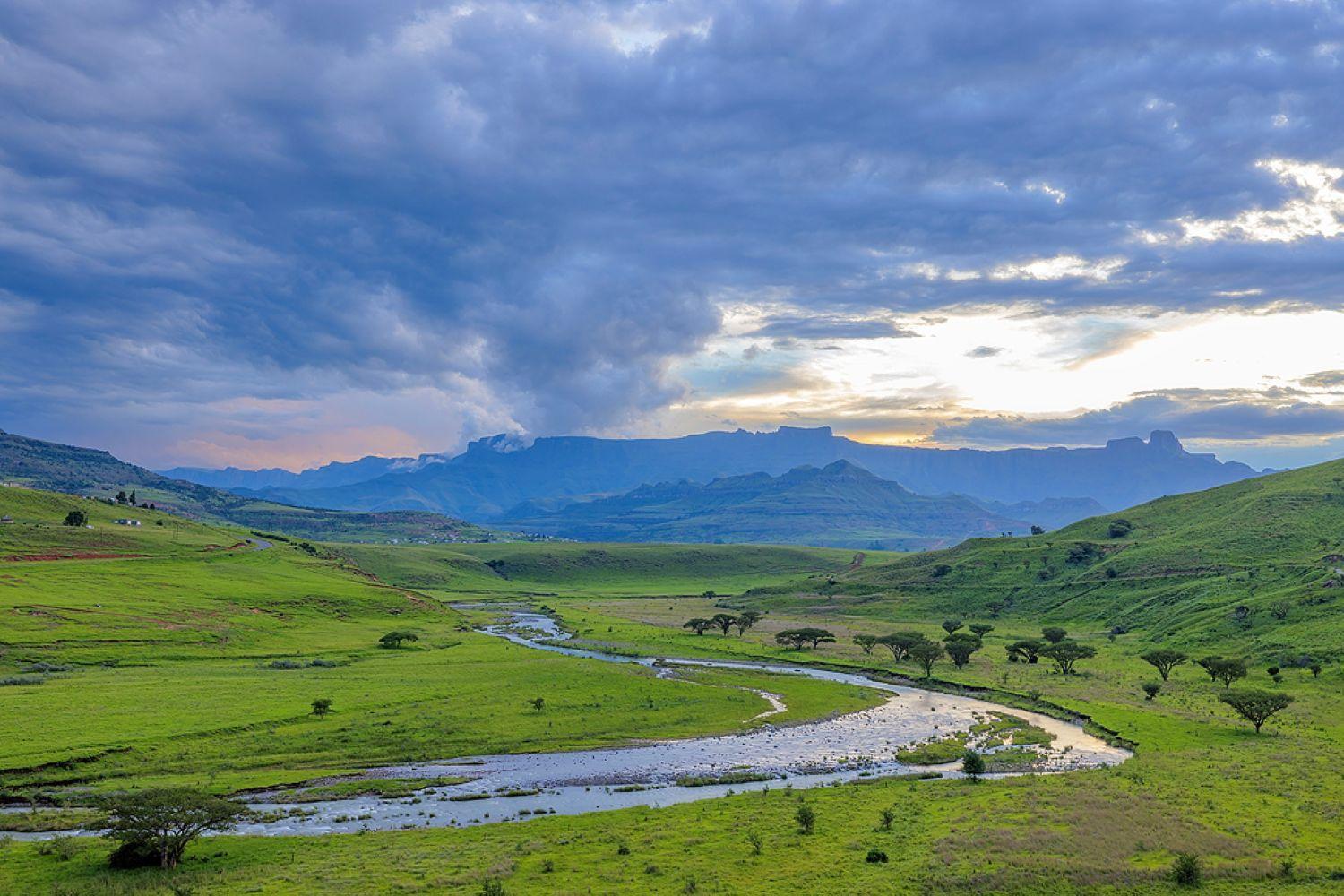 Hlalanathi Drakensberg Resort Bergville Eksteriør bilde