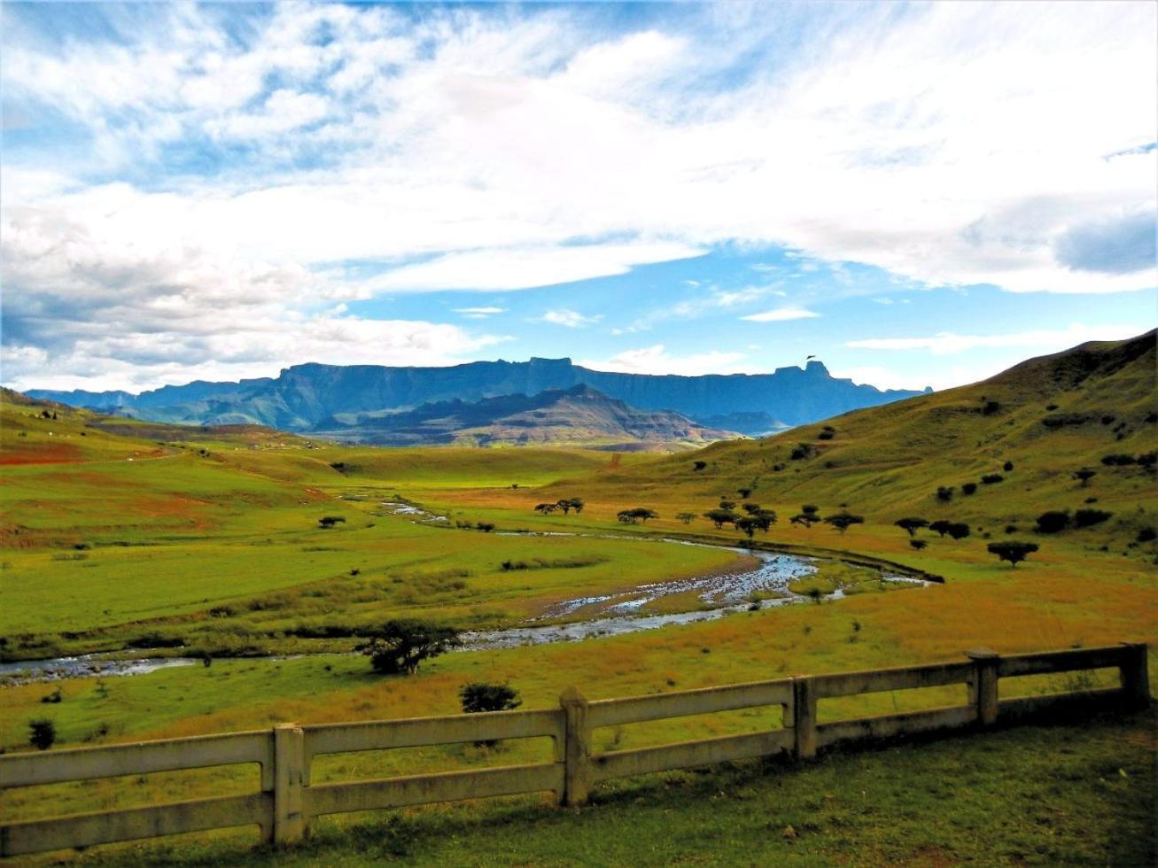 Hlalanathi Drakensberg Resort Bergville Eksteriør bilde